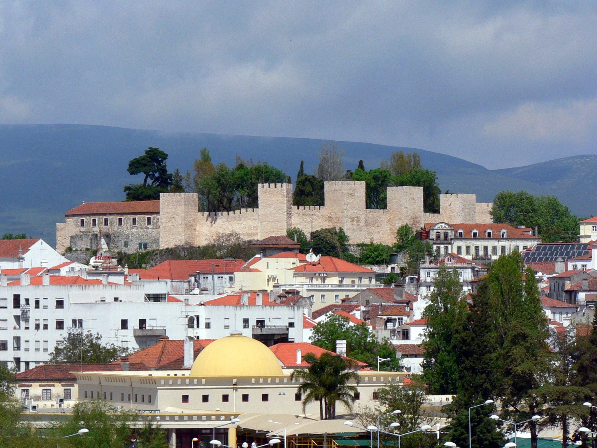 Castelo de Torres Novas Castelo de Torres Novas