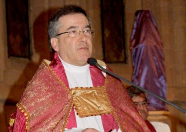 padre mario duarte 98482833829819 o 608x456 1