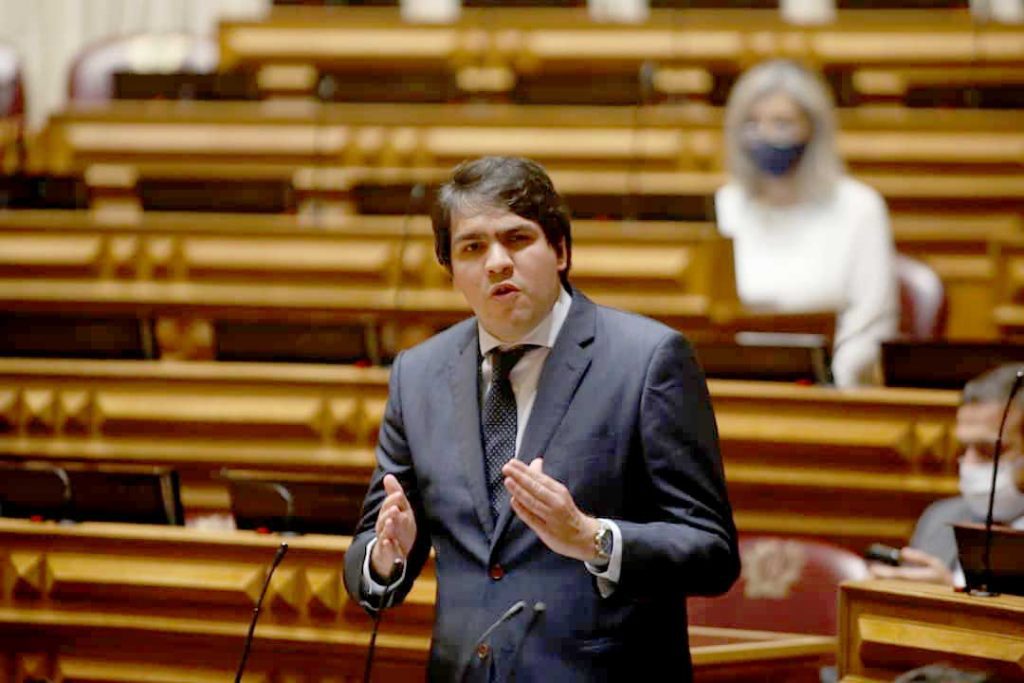 Hugo Costa parlamento1