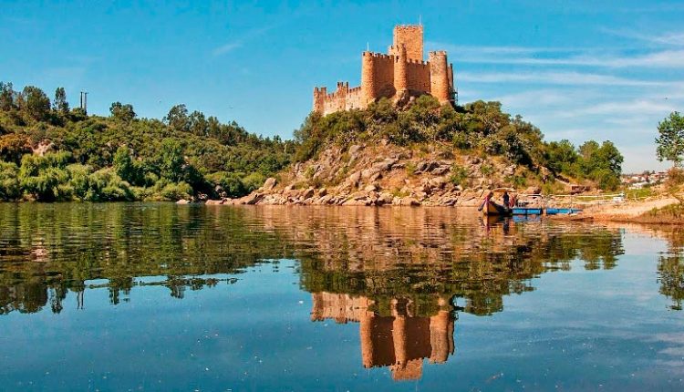Visita Guiada Castelo Almourol e Convento de Cristo