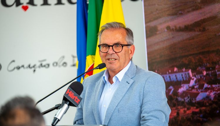 Carlos Miguel Secretario de Estado da Administracao Local e Ordenamento do Territorio 1