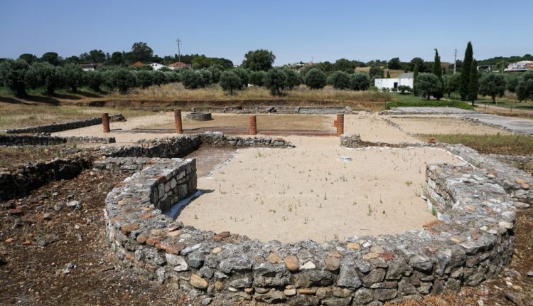 Ruinas romanas 02 de Vila Cardilio Torres Novas Portugal Mundo Indefinido