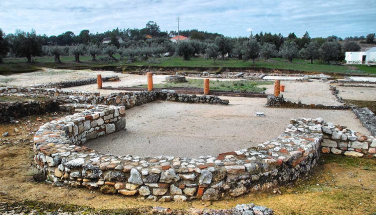 Vila Cardilio em Torres Novas