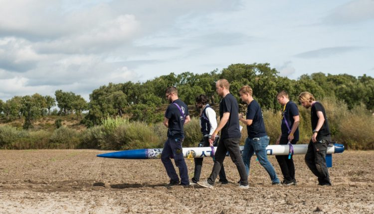 fe61fdca9e061f97ef670886f004fc30 XL