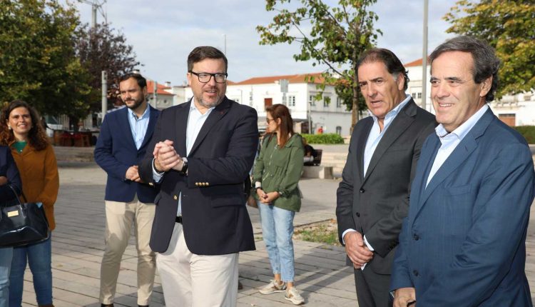 Entrega de chaves 3 fracoes Projeto Housing First Jardim Republica 029