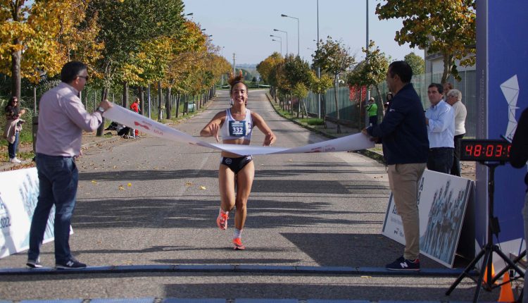 Maria Santos . vencedora da Mini Maratona
