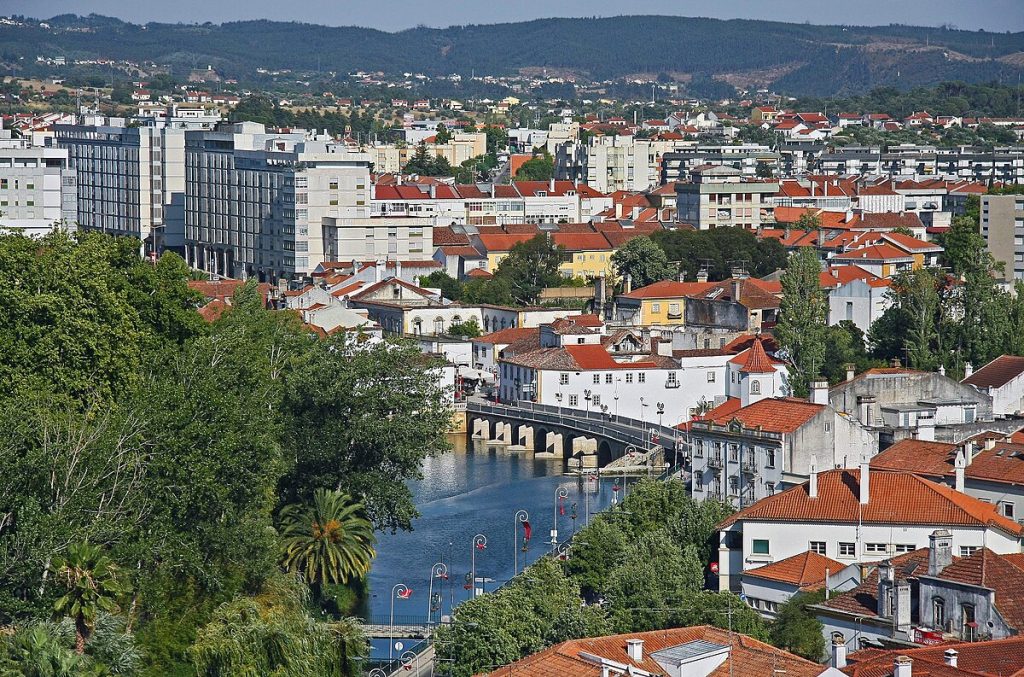 Tomar Portugal (32771230342)