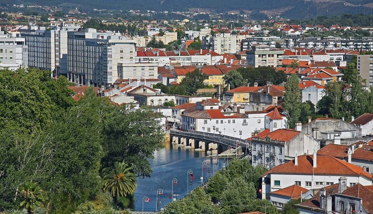 Tomar Portugal (32771230342)