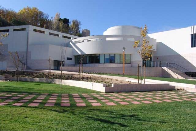 Dia 12 de abril na Biblioteca Municipal Gustavo Pinto Lopes, em Torres Novas.