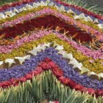 Olalhas mostra arte na decoração das ruas para o culto do Senhor dos Passos