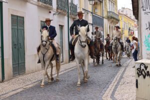 Desfile de campinos em Santarém no dia de abertura da Feira Nacional de Agricultura 