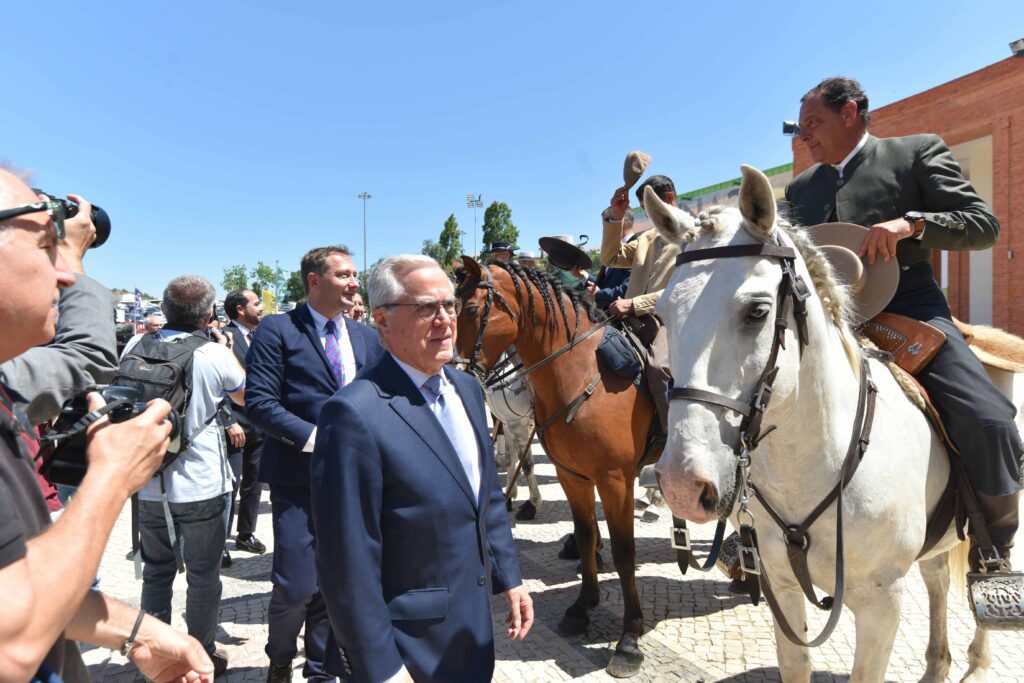 Comissário Europeu e Ministro da Agricultura na abertura da Feira do Ribatejo