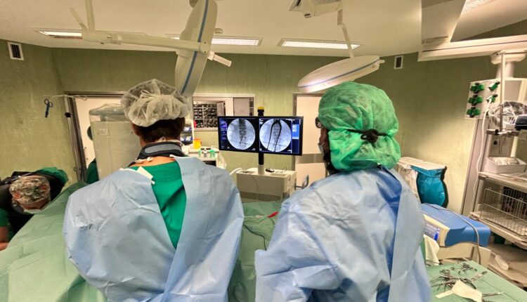 Hospital de Tomar realiza cirurgia pioneira no combate à dor crónica