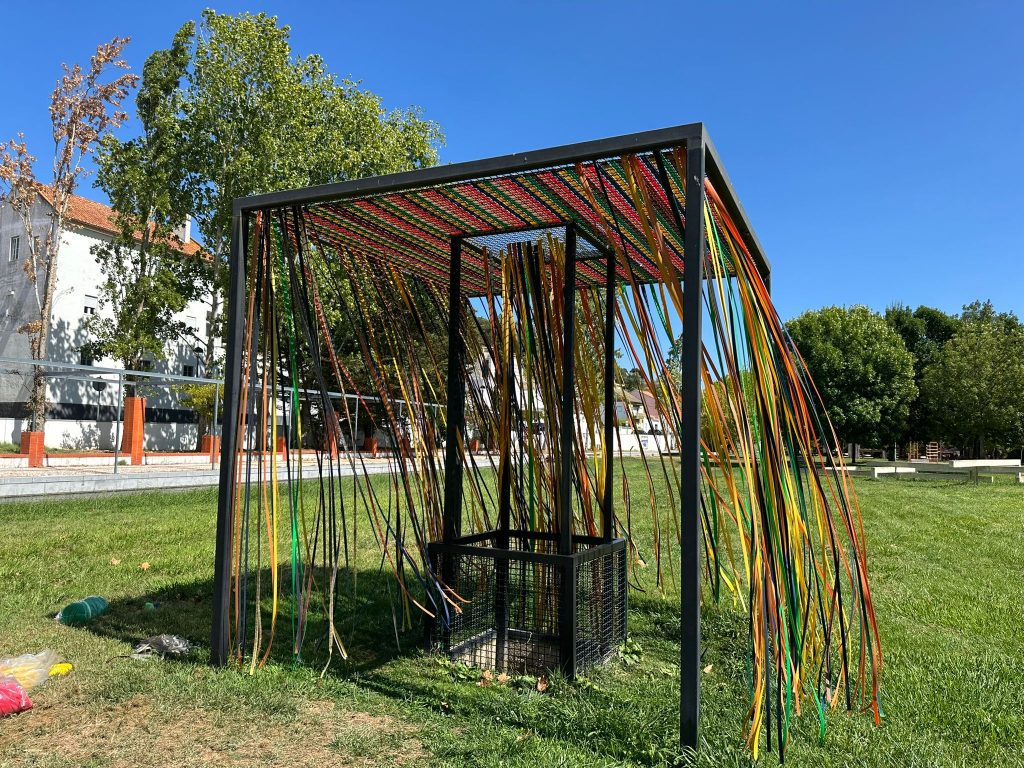 Vandalizaram esculturas no parque de esculturas contemporâneas da Barquinha