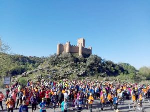 Cada vez mais está na moda a corrida, seja através de trilhos, pequenas corridas ou de maratonas, aliando a sua importância ao bem-estar, saúde, forma física e espírito competitivo.