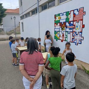 “Aqui todos nós somos peças importantes” – o mural da EB1/JI Templários
