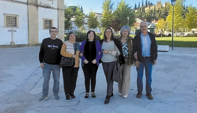 Amigos de infância reencontram-se cerca de 50 anos depois