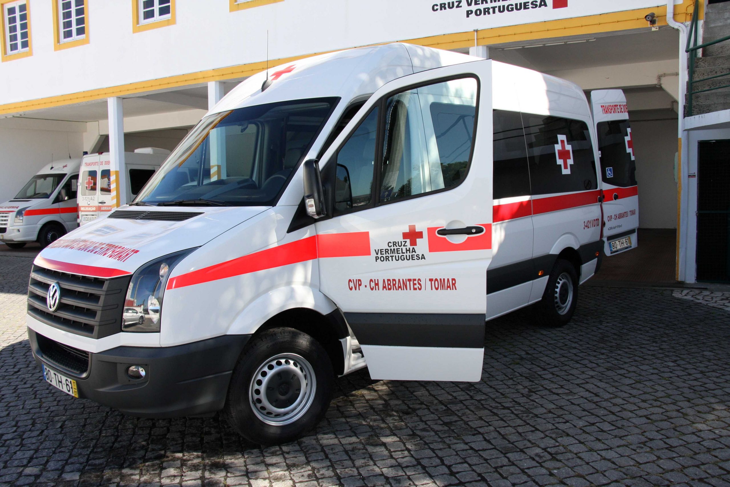 CMA Arquivo Ambulancias cruz vermelha