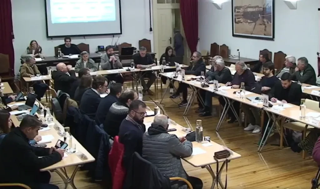 Assembleia Municipal de Tomar apela à AR para viabilizar desagregação das freguesias da Serra e Junceira