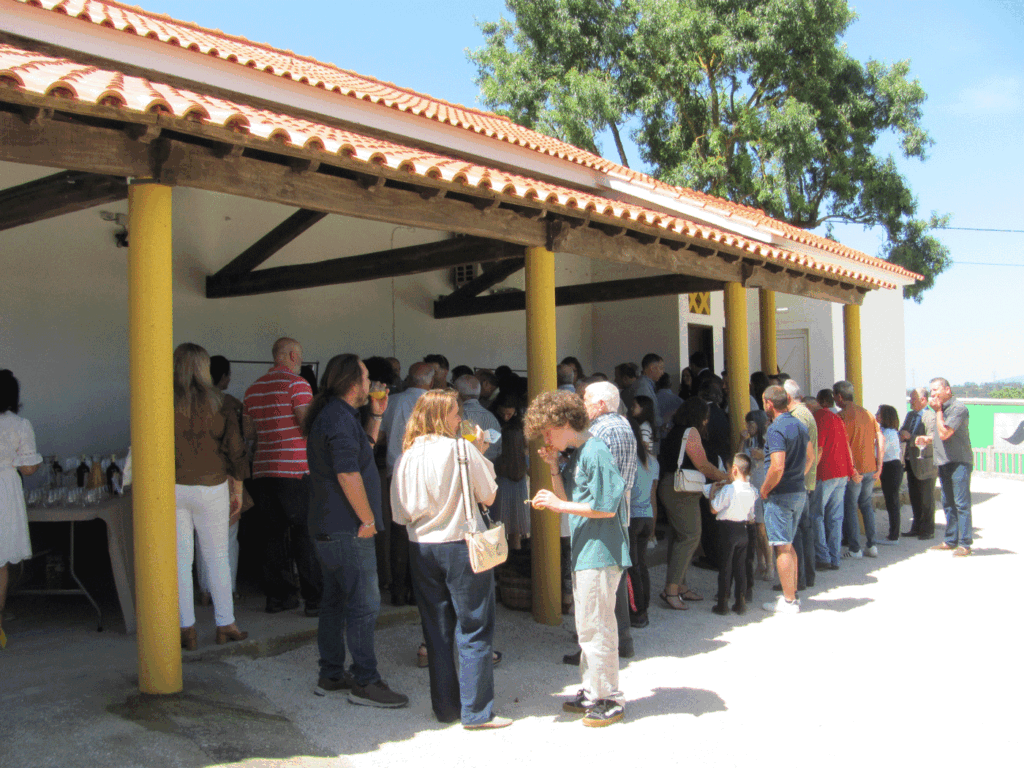 Linhaceira inaugura museu e coloca-se na vanguarda da história da rádio