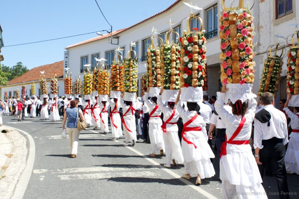 Carregueiros vai engalanar-se para a Festa em Honra do Divino Espírito Santo