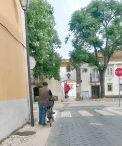 Quem se lembra do amola-tesouras? Será que vai chover?