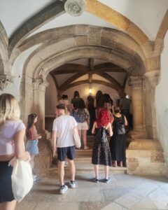 Alunos de várias nacionalidades participam em curso de conservação e restauro no Convento de Cristo