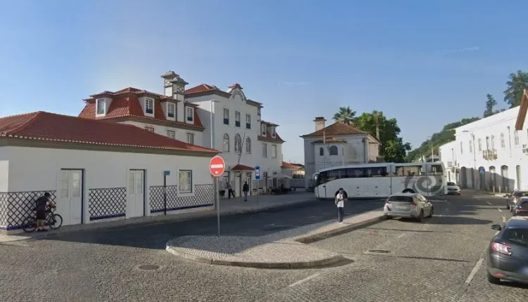 As obras em curso na Linha do Norte, sob responsabilidade da Infraestruturas de Portugal (IP), vão afetar a circulação do Regional entre Santarém e Entroncamento.