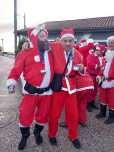 Mas não foi só a Linhaceira que viu passar tão colorido cortejo, os Pais Natal deslocaram-se também à localidade de Asseiceira e Santa Cita