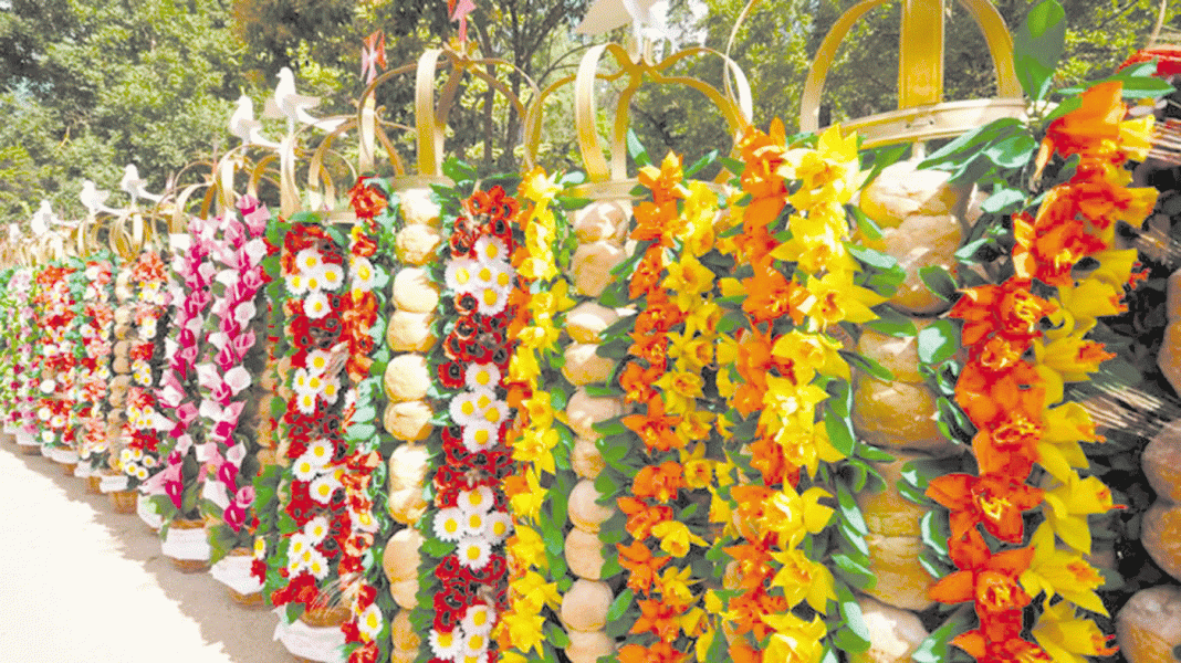 Desfile de Tabuleiros na Festa do Avante, dia 7 de setembro