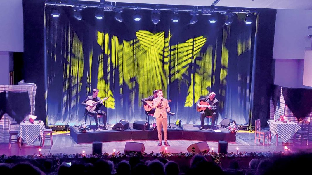 Gala do Fado enche Centro Cultural de Ferreira do Zêzere