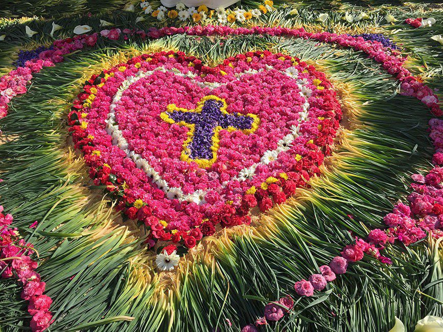 Olalhas engalanou-se para a procissão do Senhor dos Passos