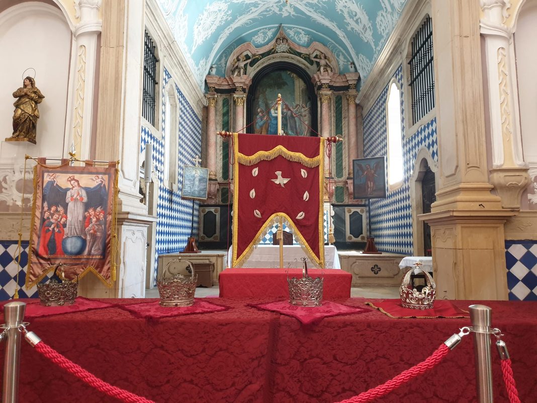 Festa dos Tabuleiros: Amanhã há Saída de Coroas