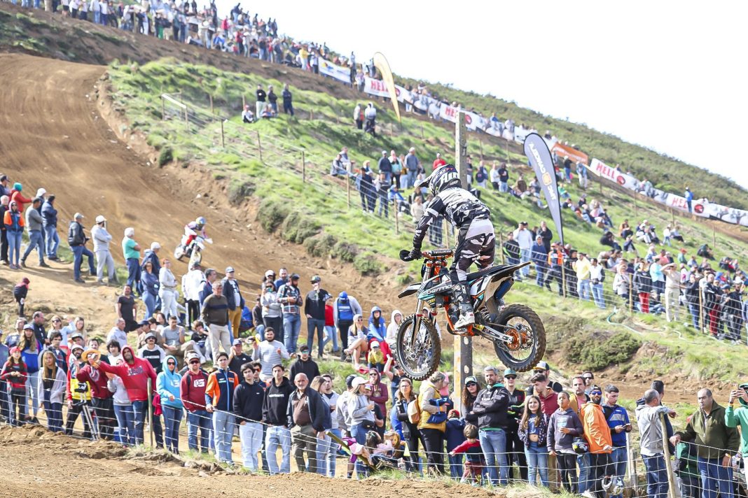 Tomás Santos continua a encantar