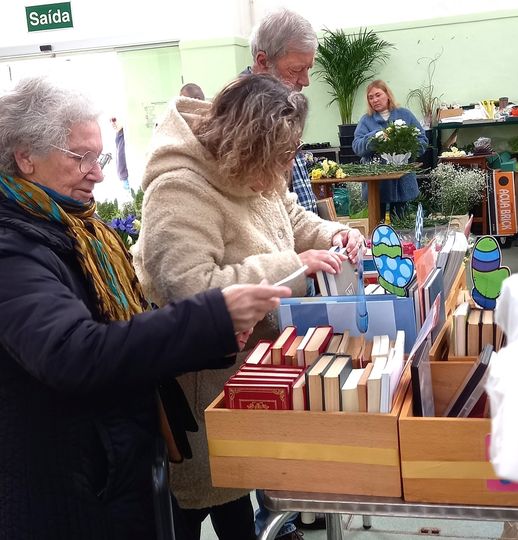 Biblioteca Municipal de Tomar oferece livros no Mercado