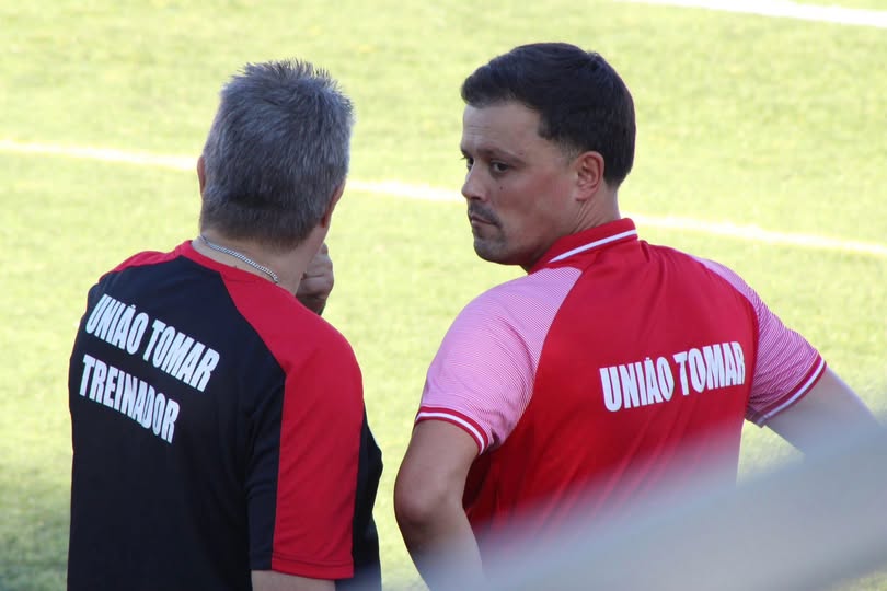 Chicotada psicológica? Comando técnico do União de Tomar deixa clube