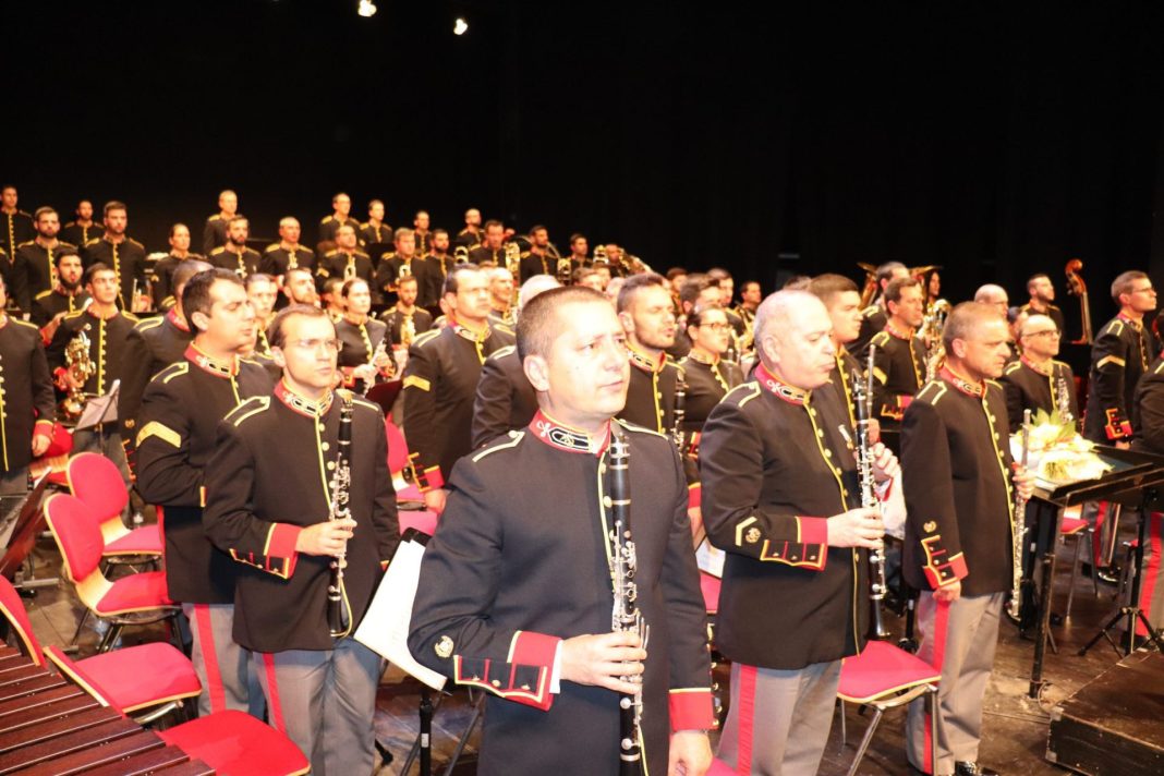 Concerto da Banda Sinfónica do Exército no Cine Teatro Paraíso em Tomar BANDA3