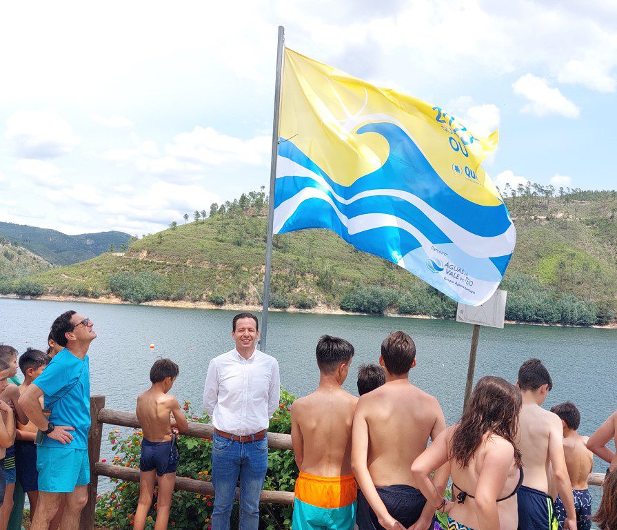 Ferreira do Zêzere: Bandeira «Qualidade de Ouro 2023» foi hasteada na Castanheira