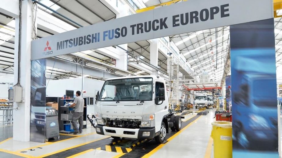 Mitsubishi Fuso pára produção na fábrica do Tramagal por falta de componentes