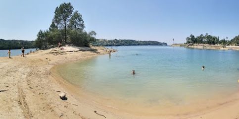 Câmara de Tomar acorda solução para acesso da população à praia fluvial de Alverangel