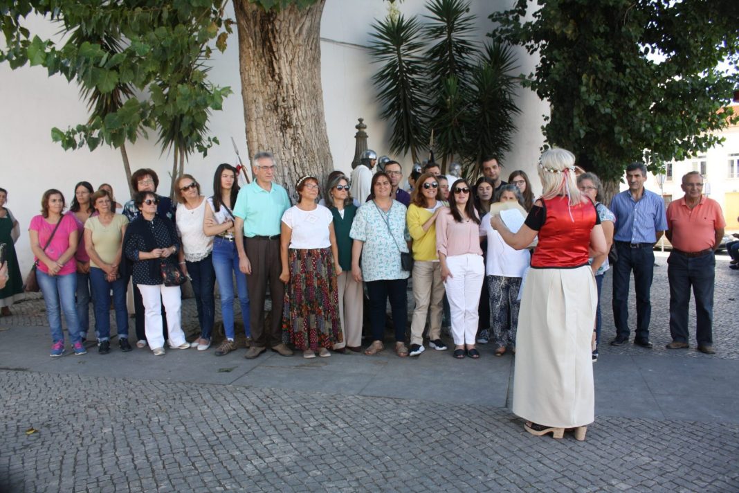 Tomar: Moradores da Rua dos Arcos juntam-se para a V Festa das Vindimas IMG 7142