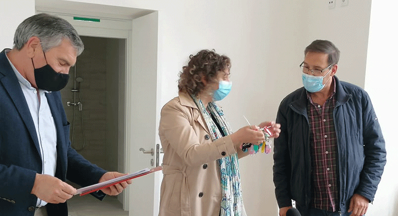 Antiga escola de Calvinos já é albergue para apoio a peregrinos do Caminho de Santiago