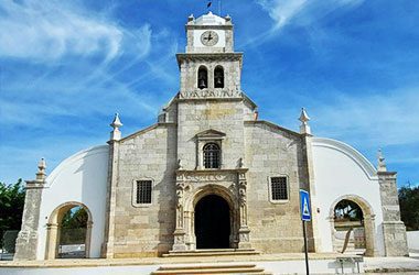 Presidente da Câmara da Barquinha vai ser o cicerone de uma visita guiada à Igreja Matriz de Atalaia