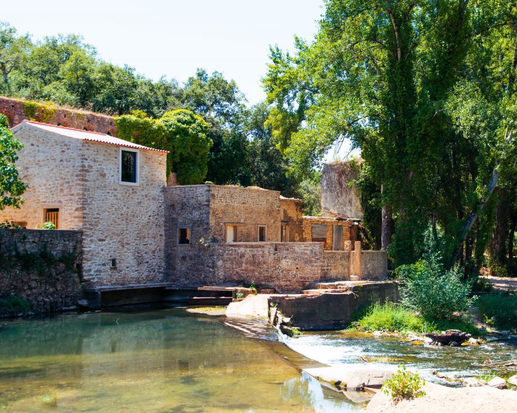 Antiga Fábrica de Papel do Sobreirinho transformada em turismo no espaço rural