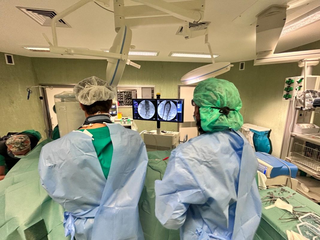 Hospital de Tomar realiza cirurgia pioneira no combate à dor crónica