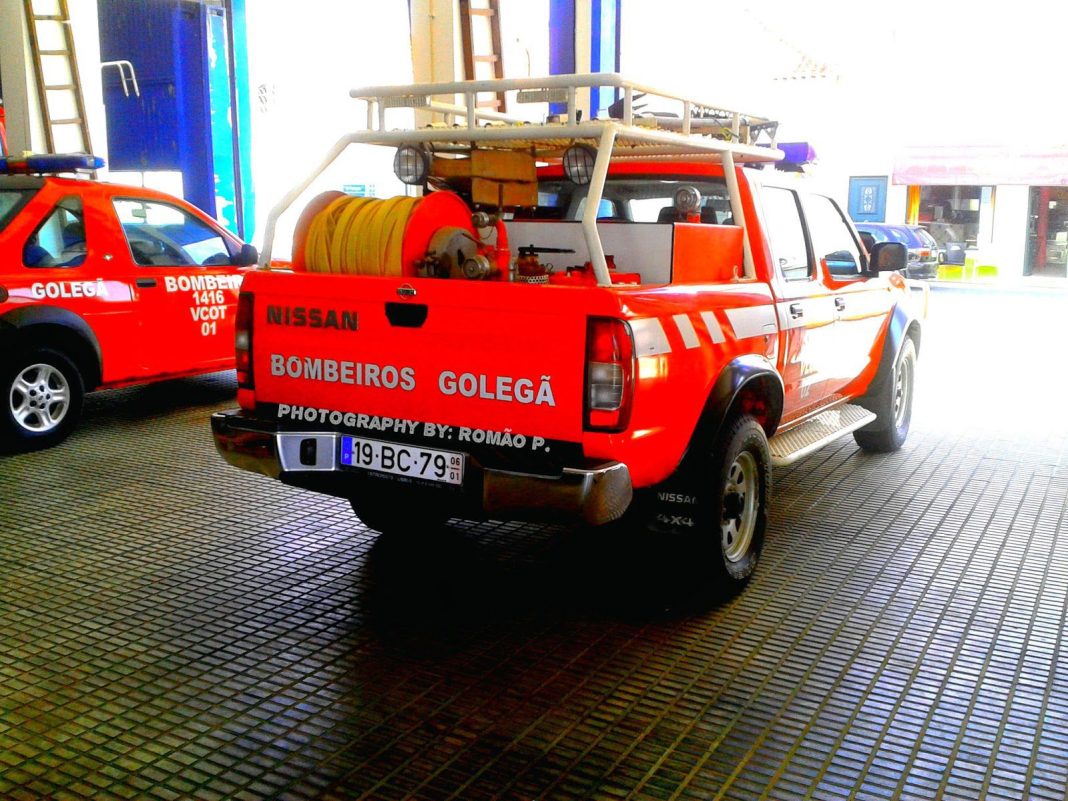 Golegã: Incêndio destrói habitação e provoca três desalojados