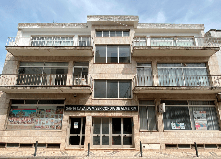 Misericórdia de Almeirim converte centro comercial em habitações de renda acessível