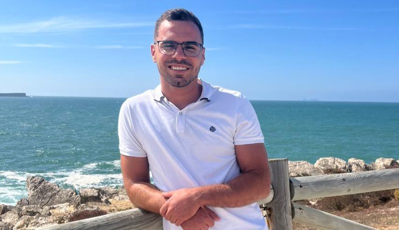 Santarém: Jovem de 25 anos morre debaixo de carro que estava a reparar