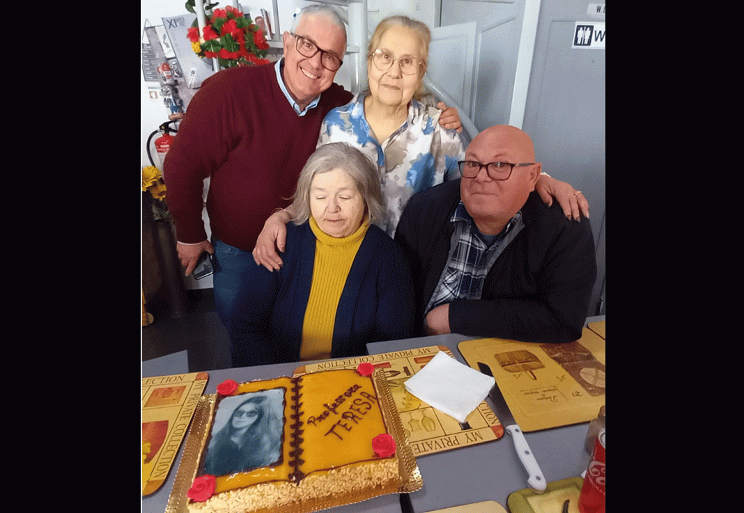 50 anos depois, alunos reencontram professora