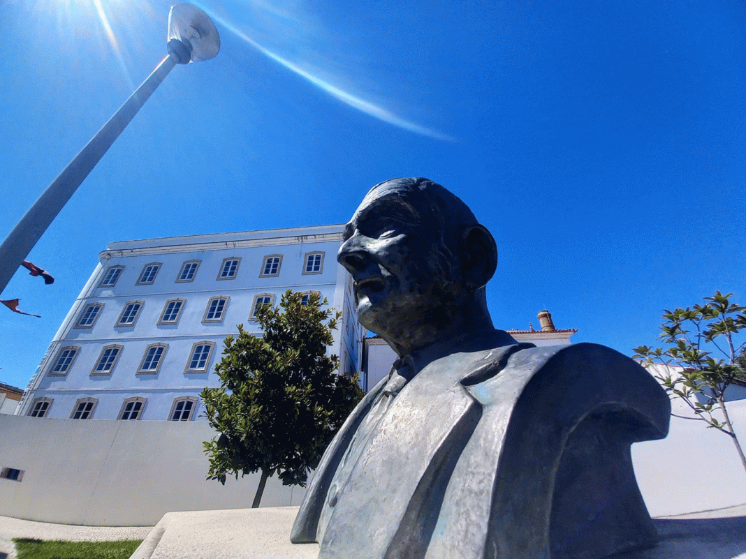 Evocação do centenário sobre o falecimento de Manuel Mendes Godinho